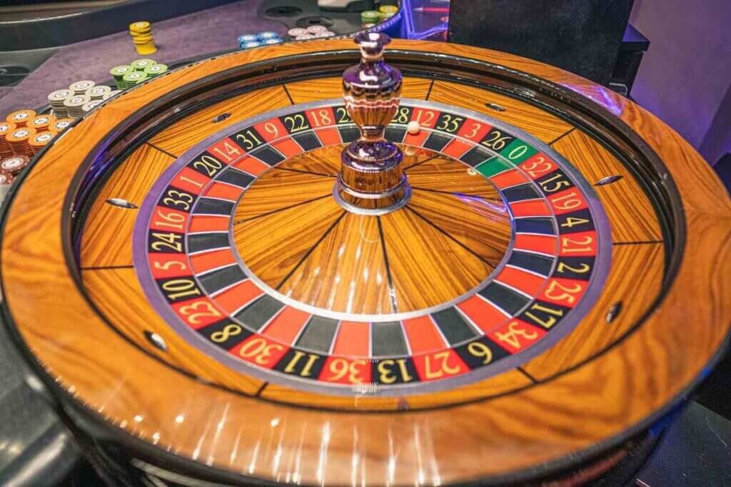 Winner Scoops €41,400 Playing Roulette at LuckyDreams Casino